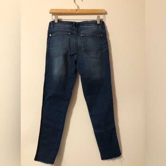 ⚡️⚡️ NWOT JOLT Jeans - Picture 3 of 3